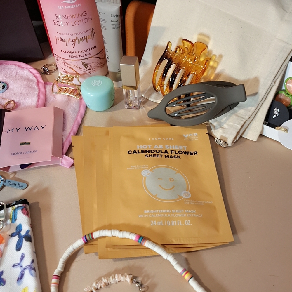 🎊25 PC TLC BEAUTY BUNDLE🎊🎊🎊🎊 - Picture 5 of 17